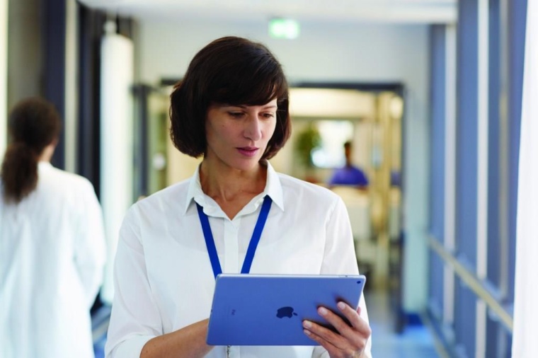 Koordinatoren: POCT-Koordinatoren können Aufgaben auf einem mobilen Gerät vor...