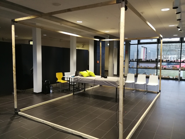 Maßstabsgetreuer Versuchsaufbau in der Hochschule.