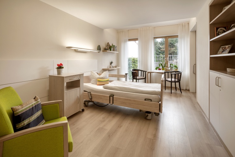 Der Erweiterungsbau bietet Platz für insgesamt 54 Bewohner in zwölf...