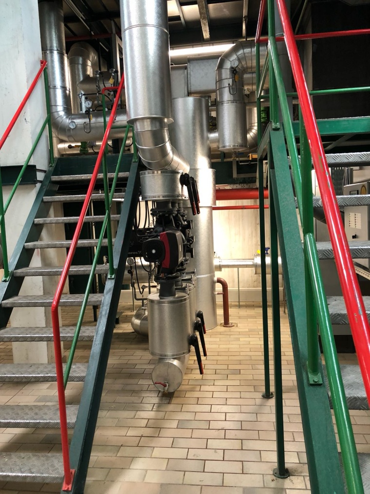 Wärmeübertrager mit Sekundärumwälzpumpen