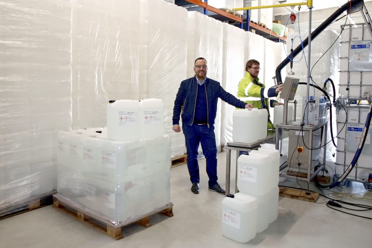 Schnelle Hilfe gegen Corona: geschäftsführender Gesellschafter Bastian Geiss...