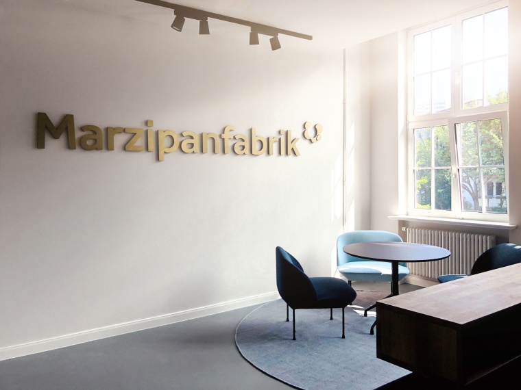 Eingangsbereich der Oberberg Fachklinik Marzipanfabrik Foto:  Oberberg GmbH