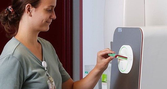 Tempus600-Blutprobentransportsystem. Foto: Sarstedt