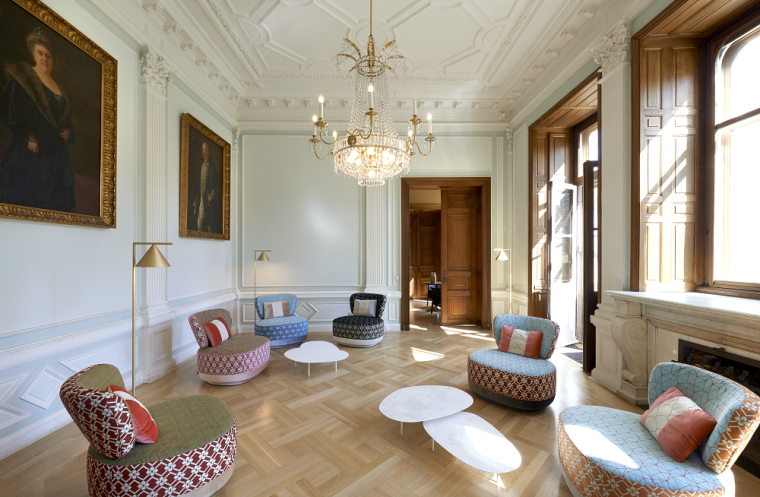 Brückenzimmer, auch „Sushizimmer“ genannt: Eine Balance aus Historie und...