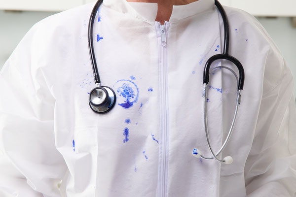 Händedesinfektion vor Augen führen.