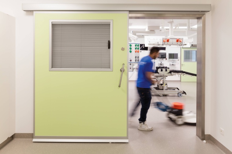 Kautschukböden lassen sich unkompliziert reinigen sowie vollständig...