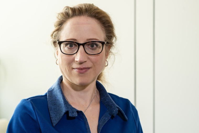 Prof. Dr. Simone Scheithauer