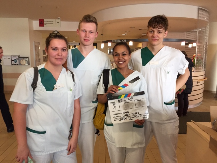 Die Helios Auszubildenden Lisa, Alexander, Melanie und Max beim Dreh zu Dein...