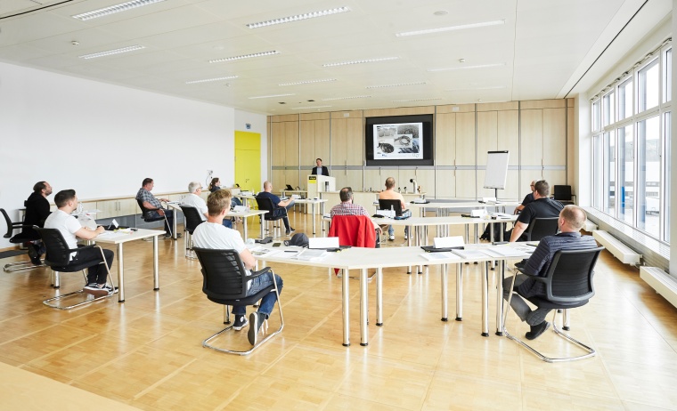 Dank der großzügigen Räumlichkeiten können die Abstandsregeln bei den...