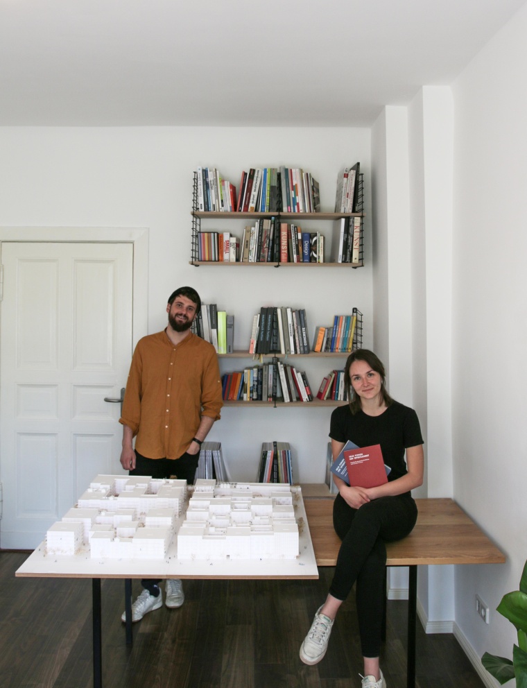 Anton Leibham und Katharina Hollberg vom Fachbereich Architektur der FH Münster