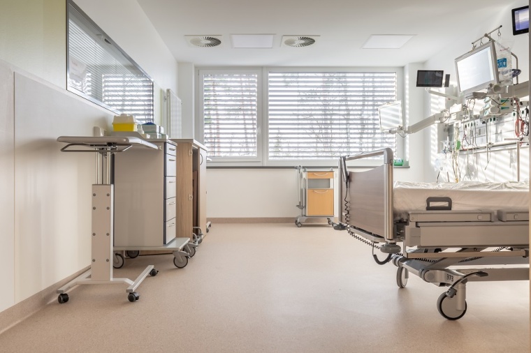 Die iQ-Kollektion von Tarkett überzeugt sowohl im Krankenhaus als auch im...