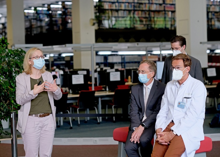 Prof. Christine von Arnim, Leiterin Abteilung Geriatrie, berichtet zur...