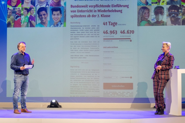 Dr. Carola Holzner (Doc Caro) präsentierte ihr neuestes Projekt und berichtete...