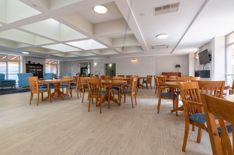 Eine sichere, langlebige und dekorative Lösung für hoch frequentierte...