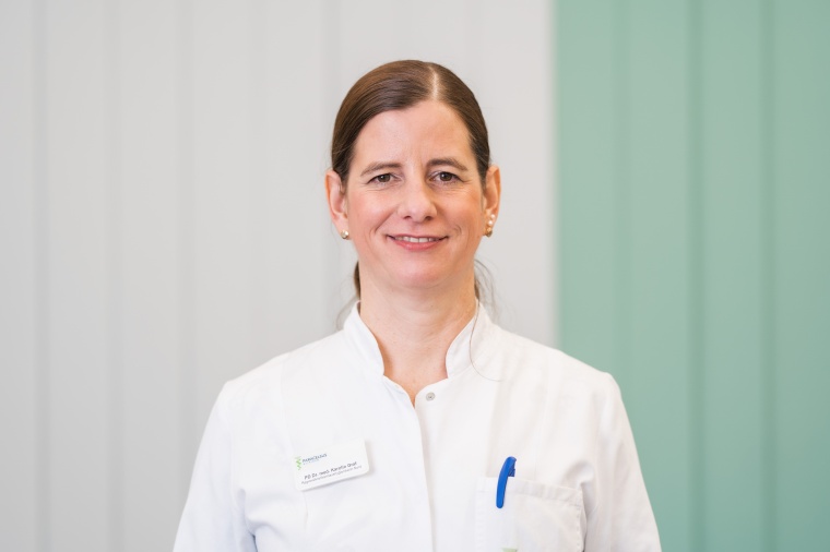 Portrait Priv.-Doz. Dr. Karolin Graf, Leiterin des Zentralinstituts für...