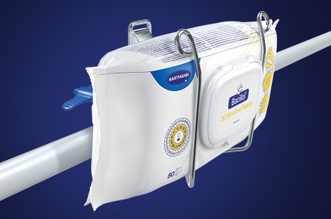 Bacillol 30 Sensitive sind als vorgetränkte Tücher im Flowpack oder als...