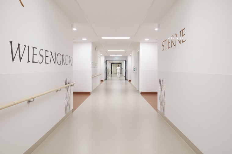 Die Verschleißfestigkeit und Langlebigkeit von Bodenbelägen sind...