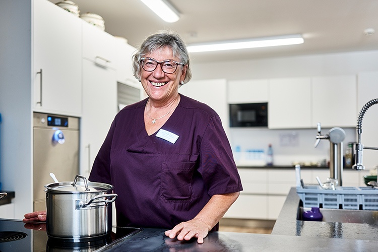 Edith Grund, Hauswirtschaftsleiterin im Dietrich-Bonhoeffer-Haus Foto: Meiko