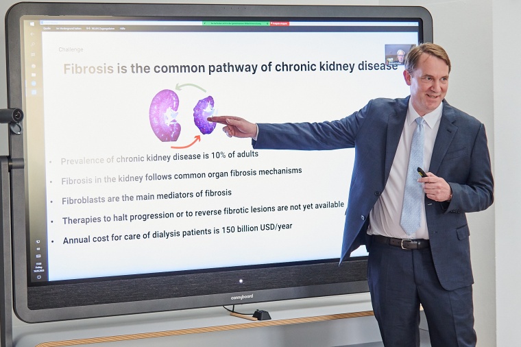 Präsentiert das Projekt RevOFib für die UMG: Prof. Dr. Michael Zeisberg,...
