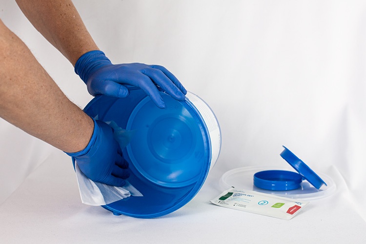 KRINKO-gerechte Aufbereitung von Vliestuchspendern mit den Ultrasol Oxy Sachets...