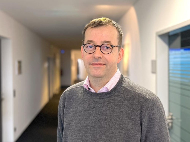 PD Dr. Götz Ulrich Grigoleit, Chefarzt der Klinik für Hämatologie, Onkologie...