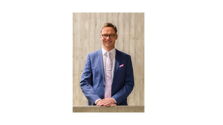 Prof. Dr. Hendrik Poeck, Geschäftsführender Oberarzt der Klinik und...