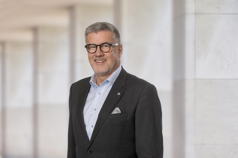 Prof. Dr. Bernd Griewing (63), bisher CMO und Generalbevollmächtigter,...
