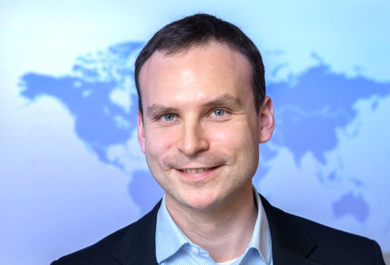 Professor Sören Becker, Direktor des Instituts für Medizinische Mikrobiologie...