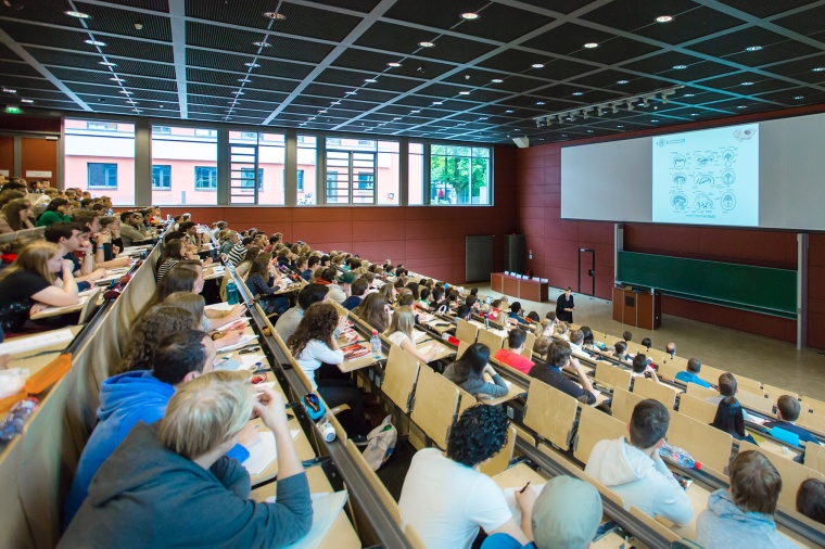 Vorlesung auf dem Campus der HSK Foto: HSK