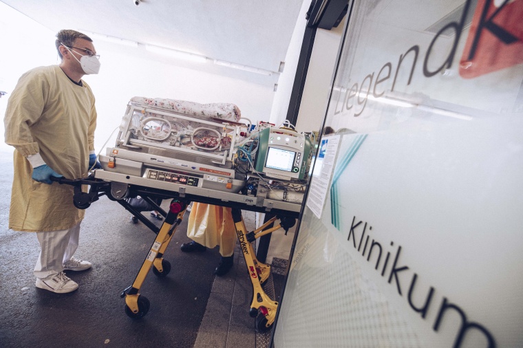 Ankunft im Klinikum Stuttgart Foto: Klinikum Stuttgart/ Tobias Grosser