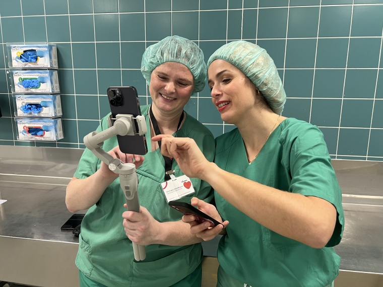 Die beiden Projektentwicklerinnen Dr. Elena Dorn und Michaela Waldbauer beim...