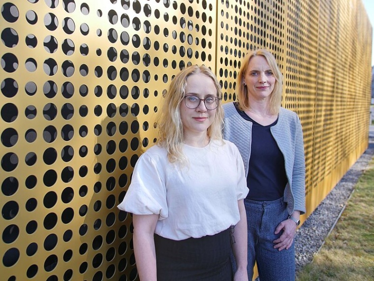 Dr. Julia Port, Leiterin der Nachwuchsgruppe „Transmissionsimmunologie“,...