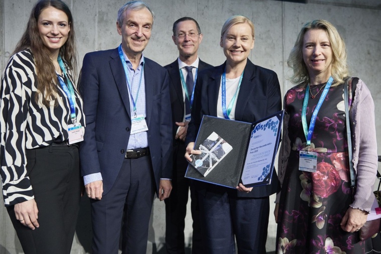 Jasmina Bubanj (Sanofi), Prof. Thomas Werfel (Vorsitzender der Jury), Prof....