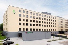 Mit der Neubaueröffnung ist das neue Helios Klinikum Niederberg das modernste...