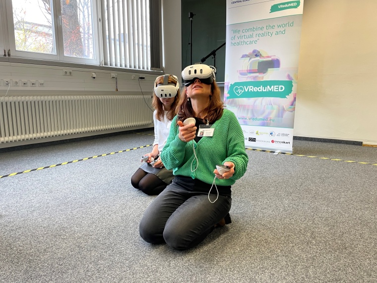 An der OTH Regensburg testen Lehrende und Studierende VR-Brillen für den...