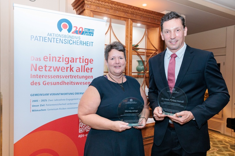 Mandy Lange und Dr. med. Philipp Deindl Foto: APS