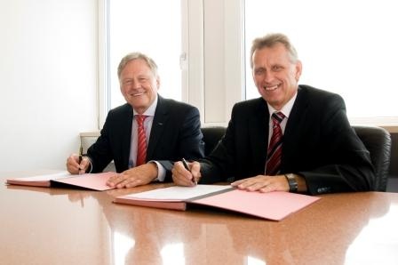 Rolf Waldi, Geschäftsführer von Blanco CS, und Helmut Lindner,...