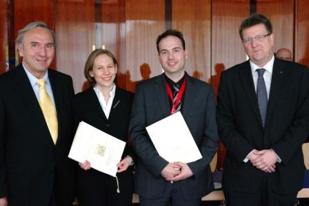 Während der 76. Jahrestagung der DGK in Mannheim bekamen Dr. Alma Zernecke und...