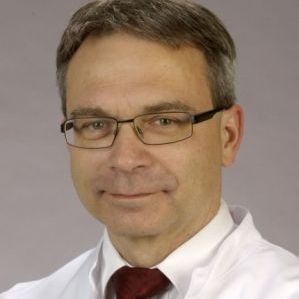 Professor Dr. med. Dr. med. dent. Günter Lauer steht seit Oktober als Direktor...