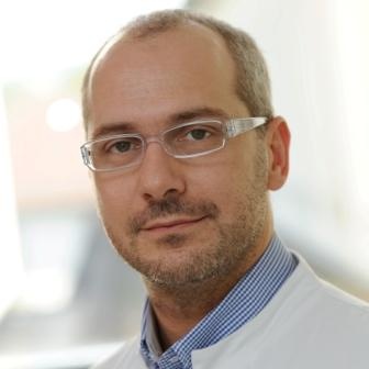 Privatdozent Dr. Beat Müller, Leiter der Sektion Minimal Invasive Chirurgie...