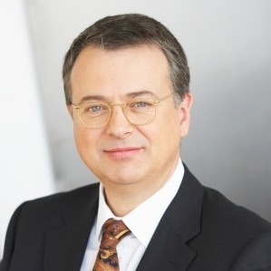 Prof. Dr. Martin Schulze Schwienhorst ist neuer Vorsitzender des...