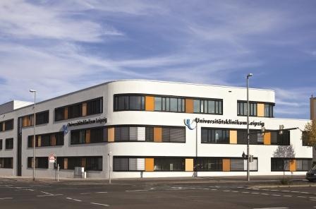 Der markante Neubau der Leipziger Universitätszahnmedizin am Bayrischen Platz...