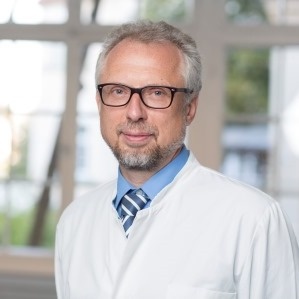 Dr. med. Andreas Klobukowski ist Chefarzt des neuen Klinikums für Innere...