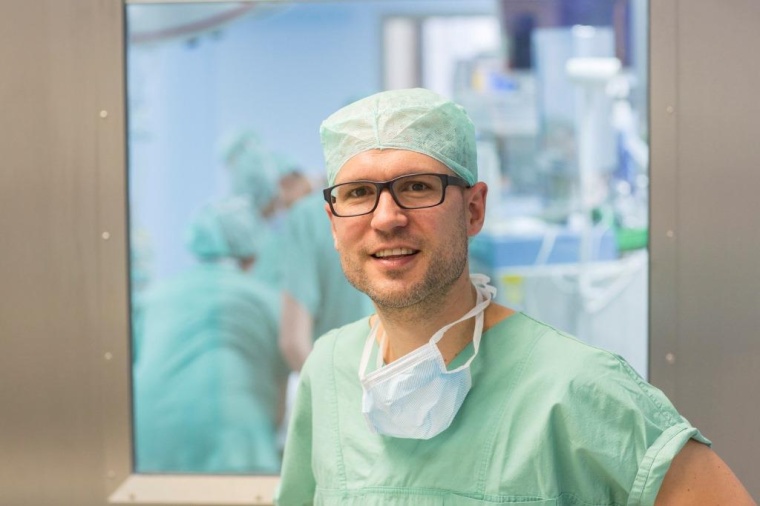 Prof. Martin Lacher leitet die Klinik für Kinderchirurgie am UKL (Foto: Stefan...