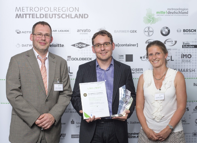 IQ Innovationspreis Mitteldeutschland 2016, v.l.: Dr. Jan Lukowczyk (Serumwerk...