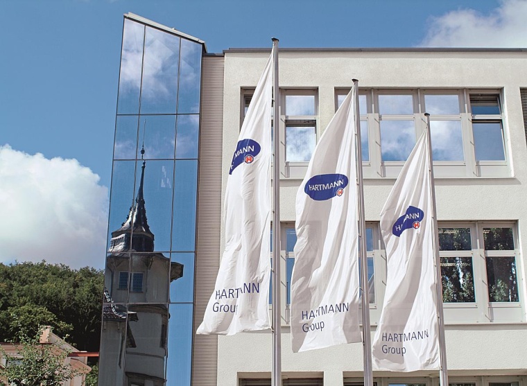 Bereits installiert: das Hartmann Logo läutet eine neue Ära für die...