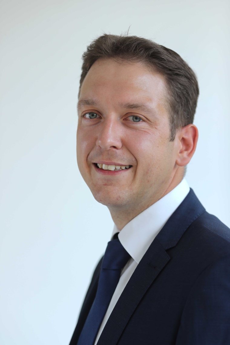 Stefan Bertelsmann, Geschäftsführer der Kreiskliniken Kassel mit Standorten...