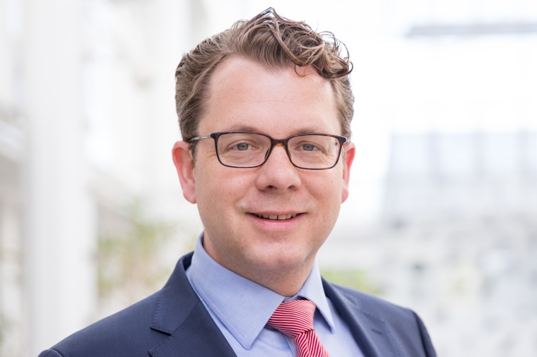 Nicolas von Oppen wird neuer Geschäftsführer am Caritas-Krankenhaus St. Josef...