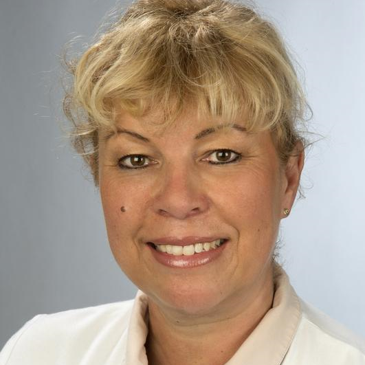 Erste Frau im Präsidentenamt der DGU: Prof. Dr. Margit Fisch aus Hamburg....