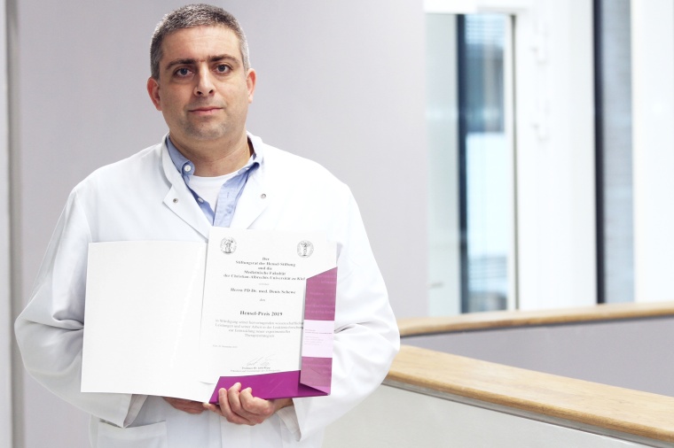 Der aktuelle Hensel-Preisträger Priv.-Doz. Dr. Denis Schewe, Oberarzt für...